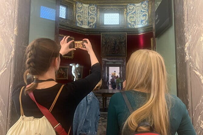 Private Florence Uffizi Gallery Tour with Skip-the-Line Entry & Leonardo's Works - The Sum Up: Is This Tour Right for You?