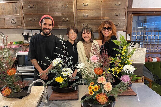 Private/Flower Arrangement "IKEBANA" in YANAKA/Taito-ku /TOKYO. - Exploring the Charm of Tokyo’s Ikebana Experience in Yanaka