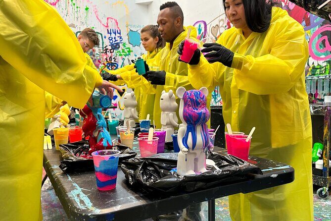 Private Fluid Bear Art Class - Who Will Love This Experience?