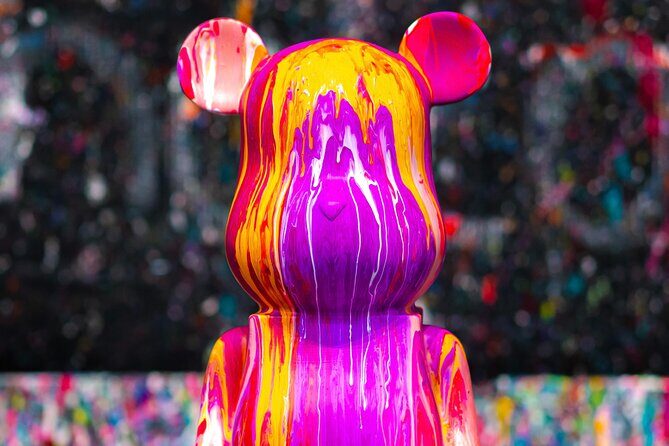 Private Fluid Bear Experience in New York - Authenticity and Social Connection