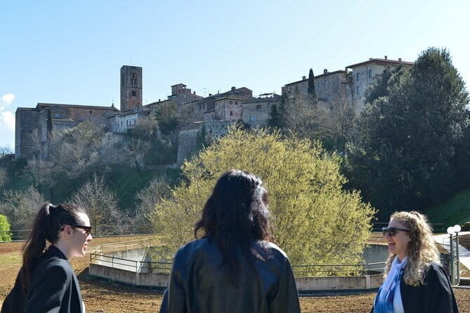Private Food and Walking Tour in San Gimignano and Volterra - Key Points