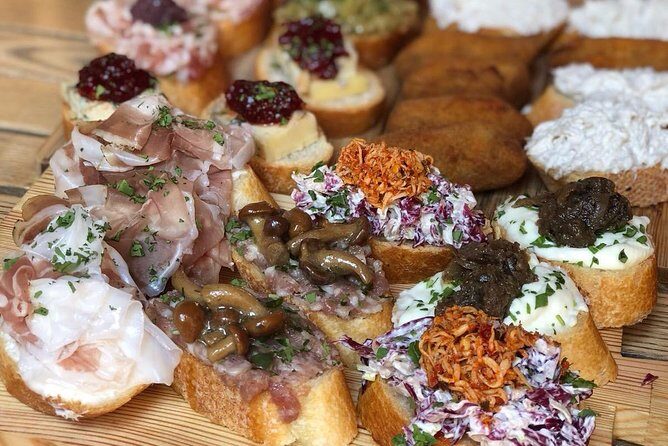 Private Food Tour: Cicheti & Wine - The Experience: A Deep Dive into Venice’s Cicheti & Wine Tour