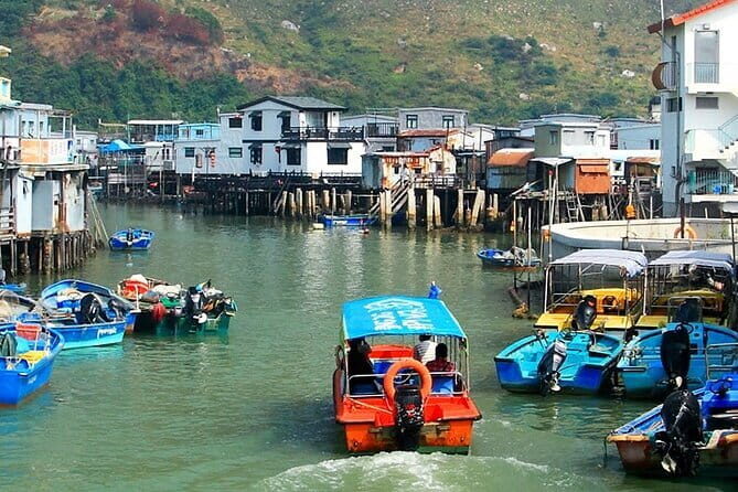 Private Food Tour With the Locals in Hong Kong - Who Is This Tour Best For?