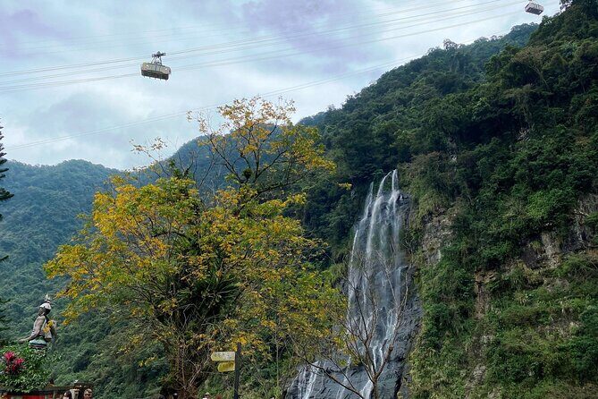 Private Forest Trail Day Tour in New Taipei - FAQs