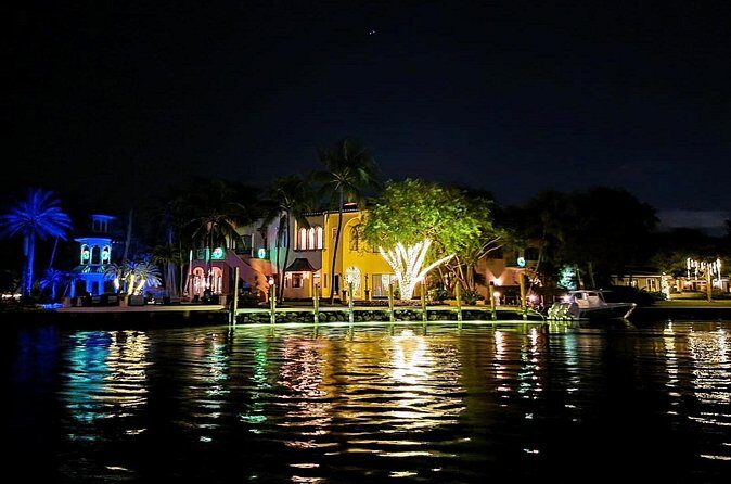 Private Fort Lauderdale Christmas Lights Boat Tour (up to 12ppl) - The Bottom Line