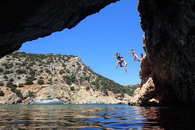 Private Full Day Cruise Tour in Naxos Town - An In-Depth Look at the Experience