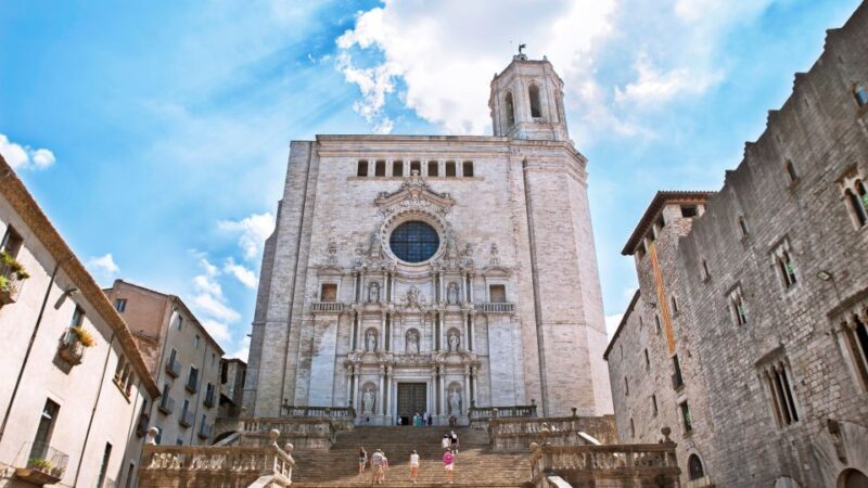 Private Full-Day Girona & Figueres From Barcelona - Transportation and Duration