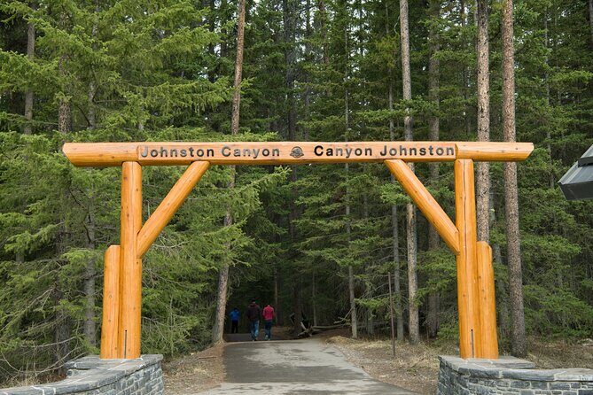 Private Full Day Guided Tour at Banff Iconic Attraction - FAQ