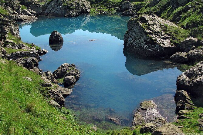 Private Full-Day Hiking Tour from Tbilisi to Juta - Exploring the Itinerary in Detail