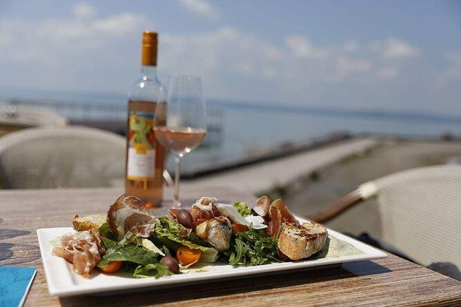 Private Full Day Lake Balaton tour with lunch & wine tasting,and with ferry ride - FAQ