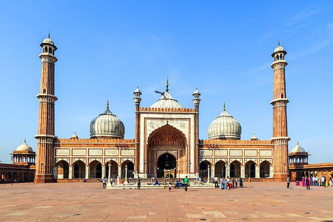 Private Full Day Old and New Delhi City Tour - Key Points