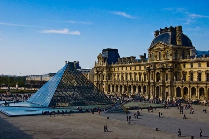 Private Full Day Paris trip including Louvre and Versailles with Pickup - What the reviews reveal
