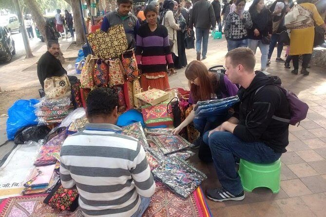 Private Full - Day Shopping Tour in Delhi - FAQs