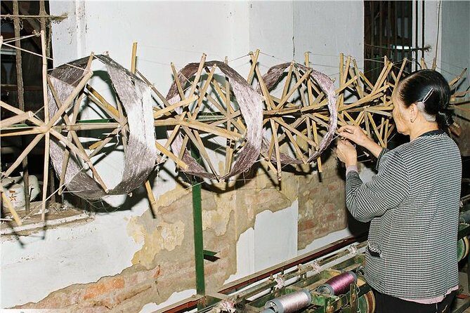 Private full-day tour: Hanoi-Thay pagoda-Tay Phuong pagoda-Van Phuc silk village - Final Thoughts: Who Will Love This Tour?