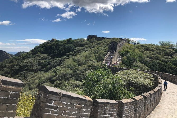 Private Full-Day Tour of Beijing and Mutianyu Great Wall - Exploring the Mutianyu Great Wall