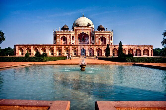 Private Full Day Tour of Old and New Delhi - Exploring Delhi: A Deep Dive into the Private Full Day Tour of Old and New Delhi