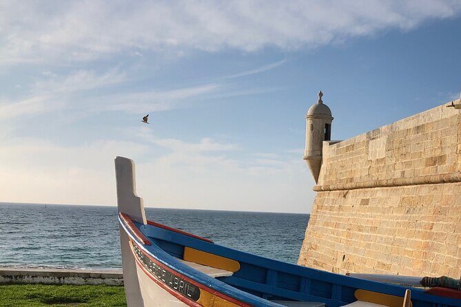 Private Full Day Tour through Sesimbra and Arrábida - Transportation and Practicalities