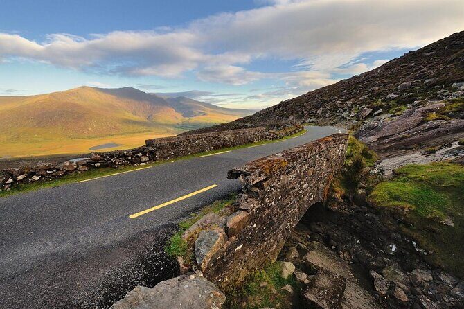 Private Full-Day Tour to Dingle and Slea Head - An In-Depth Look at the Dingle and Slea Head Tour