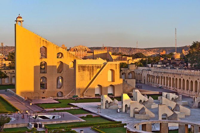Private Full-Day Tour to Jaipur with Licensed Guide - Exploring Jaipur: An Honest Review of the Private Full-Day Tour with a Licensed Guide
