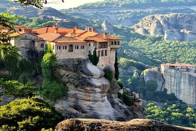 Private Full Day Tour to Meteora from Volos - An In-Depth Look at the Meteora Private Tour