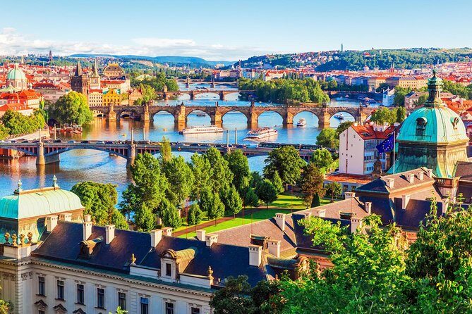 Private Full Day Tour to Prague from Vienna - Key Points