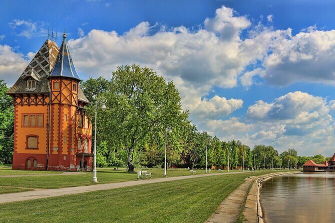 Private Full-Day Tour to Subotica, Pali lake & Sombor from Belgrade - The Sum Up