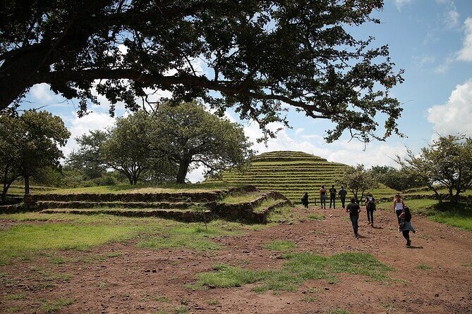 Private Full-Day Tour to Tequila and Guachimontones - The Agave Landscapes and the Cantaritos Experience