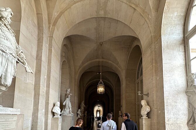 Private Full Day Tour to Versailles and Giverny from Paris with Hotel Pick Up - The Guide Experience