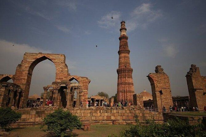 Private Full-Day Tour visit Old and New Delhi with Rickshaw Ride - Frequently Asked Questions