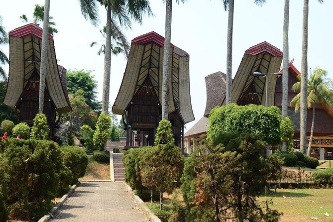 Private Full-Day Jakarta Wonderfull Tour with Lunch & Souvenir - An In-Depth Look at the Tour Experience