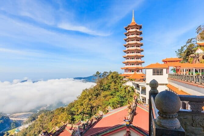 Private Genting Highlands And Batu Caves Day Tour - Key Points