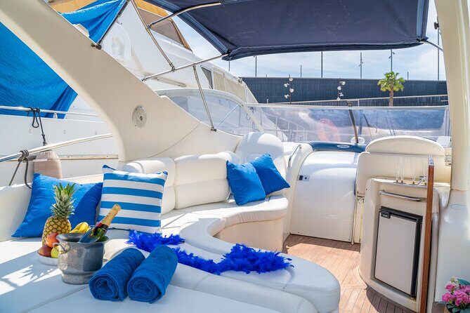 Private Gobbi Yacht Charter in Barcelona - Diving Into the Details: What to Expect from the Yacht Experience