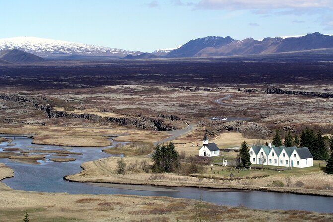 Private Golden Circle tour in a premium class car. - Who Should Book This Tour?