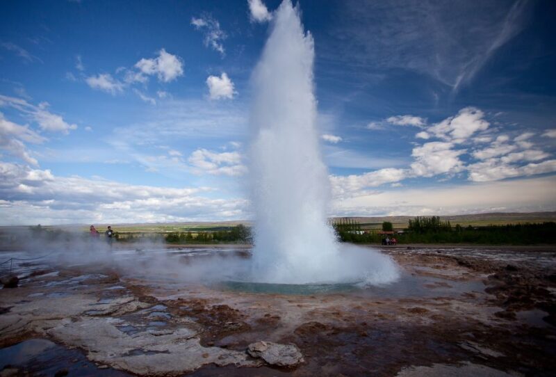 Private Golden Circle Tour with 5+ Stops from Reykjavik - Key Points