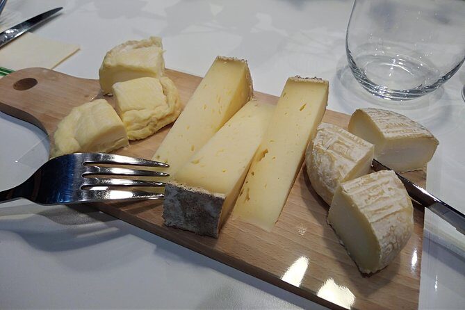 Private Gourmet Tour : Halles Paul Bocuse Covered Market - The Guided Experience and Tastings
