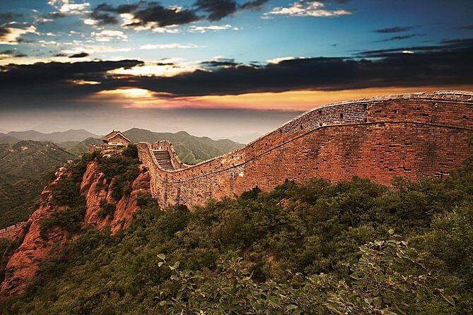 Private Great Wall Hiking Tour from Simatai West to Jinshanling - In-Depth Look at the Experience