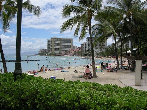 Private Group SUP Trio by Waikiki Beachboys at the Royal - Key Points