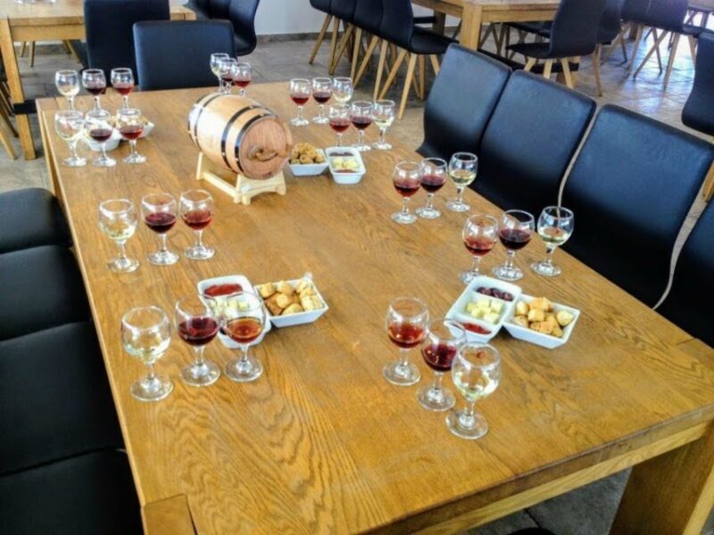 Private Group Visit to Akrotiri & 3 Wineries with Tastings - FAQs