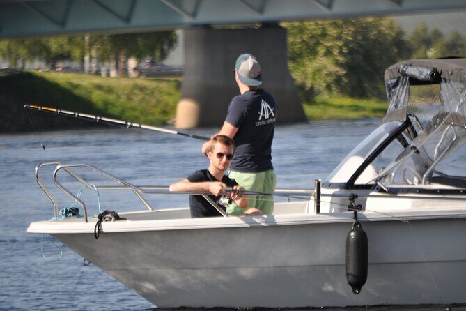 Private Guided Fishing Boat Tour in Rovaniemi - Key Points