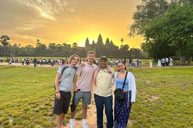 Private guided Full -day Angkor tour with sun set - The Temples on the Itinerary: A Closer Look