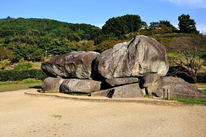 Private Guided Half-Day Walking Tour in Yoshinoyama - FAQs