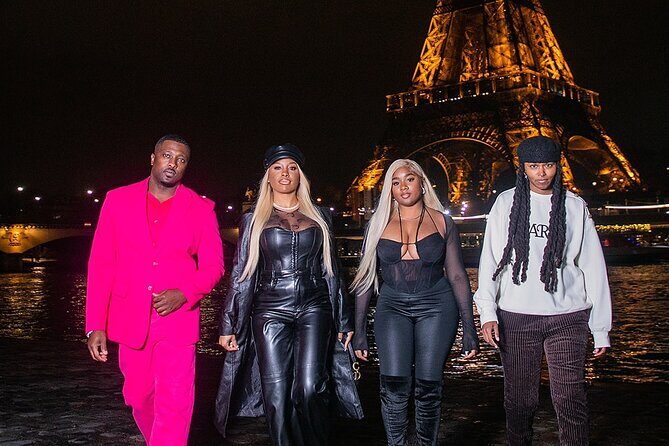 Private Guided Photoshoot at the Eiffel Tower in Paris - FAQ