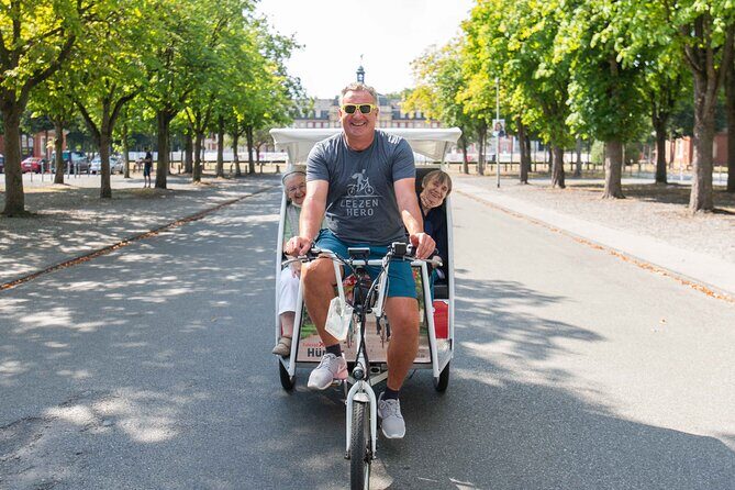 Private guided rickshaw city tour in Munster - A Deep Dive into the Münster Rickshaw Tour