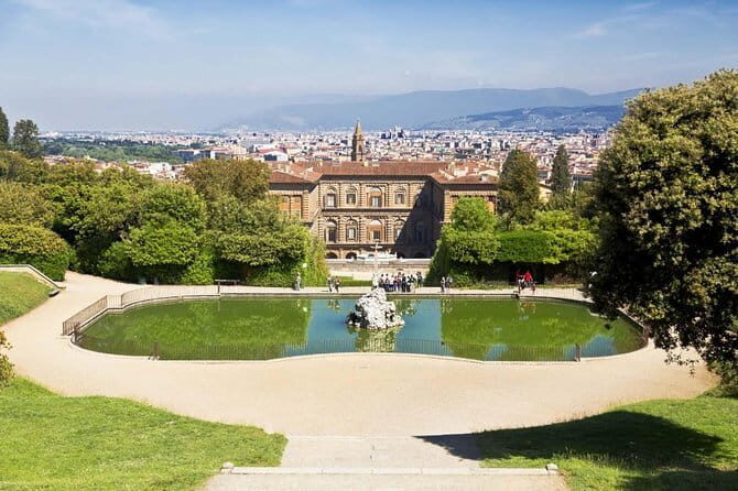 PRIVATE Guided tour: BOBOLI Gardens of the Royal Palace and Hidden Messages - Practical Tips for Your Garden Visit