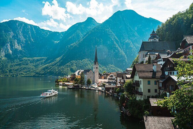 Private guided tour from Vienna to Hallstatt with Skywalk & Salt Mine Experience - Key Points