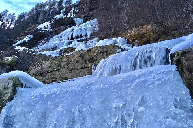 PRIVATE GUIDED TOUR: Highlights of Norway  Trip to the Sognefjord  WINTER - Flåm and the Flåmsbana Railway