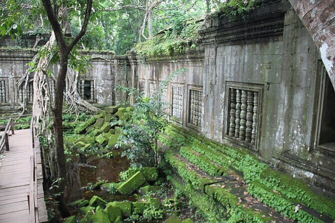 Private Guided Tour Khmer Temples Beng Mealea and Koh Ker - Key Points