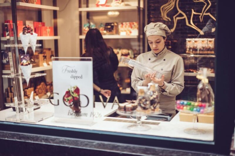 Private Guided Tour of Bruges Iconic Sites & Chocolate - Who Should Consider This Tour?