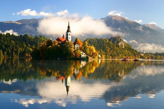 Private Guided Tour of Ljubljana and Lake Bled from Zagreb - Key Points