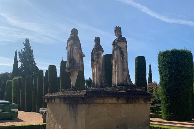 Private guided tour of the Alcazar de los Reyes Cristianos - FAQ